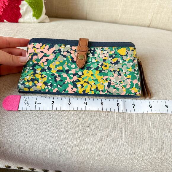 Fossil Emma Navy Green Yellow Pink Floral Wallet - Picture 3 of 9